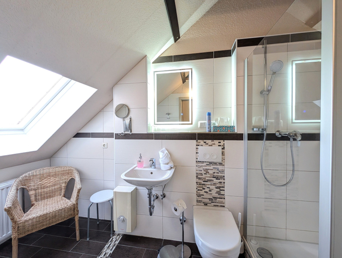 Bathroom 5, Hotel Altstadtperle Erfurt, Erfurt