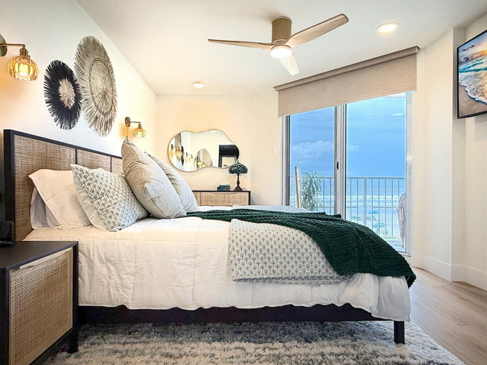 Interior 4, Oceania Beach Club 201, Volusia