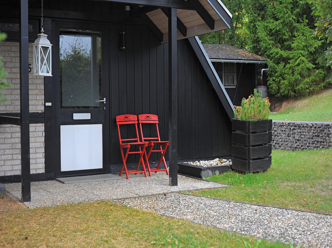 Others 5, Chalet in Gerolstein forest holiday park, Vulkaneifel