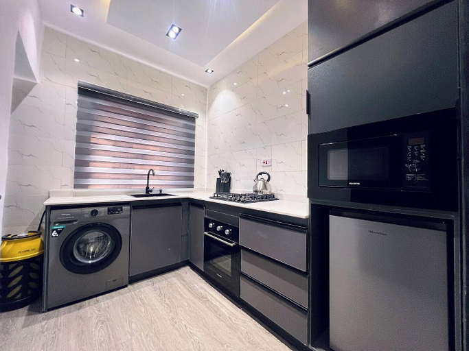 Private kitchen 3, Qlets Prive's Shortlets, Bwari