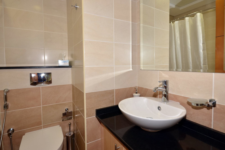 Bathroom 2, KOH - Ocean Heights Tower, Dubai