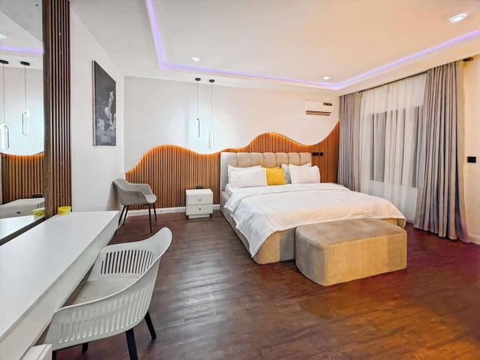Room 3, Aradu Apartment, AbujaMun