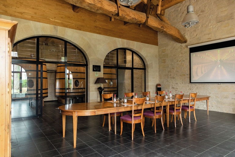 Dining, Villa Héloise, Gironde