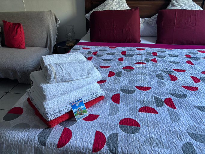 Bedroom 2, Le Colibri et le Frangipanier, La Trinité