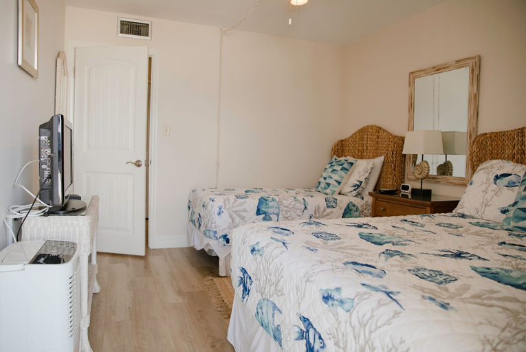 Interior 3, Win-san C213, Volusia