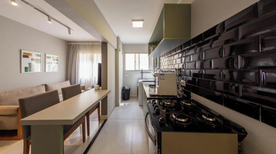 Interior 5, Mont Hermon by Charlie, São Paulo