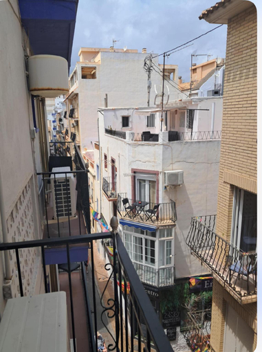 Others 5, Casa Don Juan, Alicante
