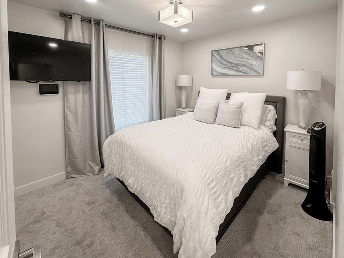 Interior 2, Prime Spot! Walk to Ski, Shops, and Main Street!, Summit