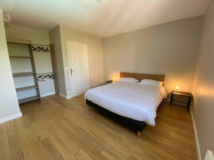 4, Villa With Pool in Dordogne Countryside, Charente