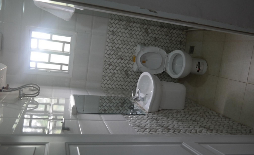 Bathroom, House 6 Apartment, AbujaMun