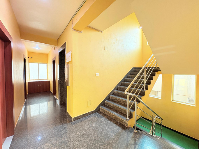 Public Area 3, Hotel Golden W Puri, Puri