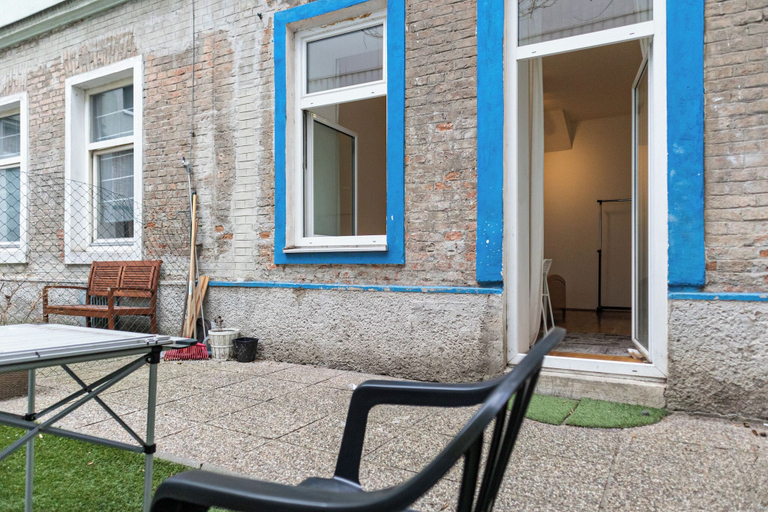 Exterior 3, Welcoming 3BR Apt Steps From Belvedere, Wien