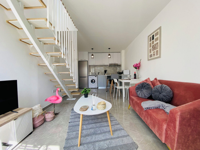 Others 5, Pink Flamingo 1-BR Apartment in Larnaca, Larnaca