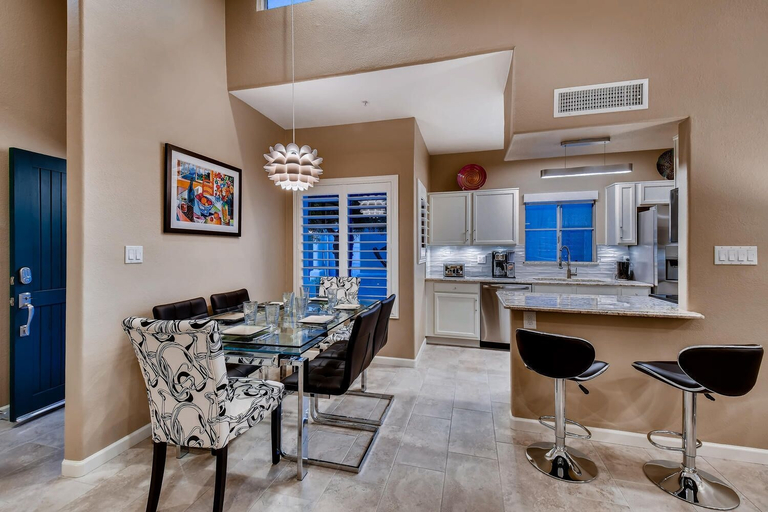 Interior 2, Harmony Haven, Maricopa