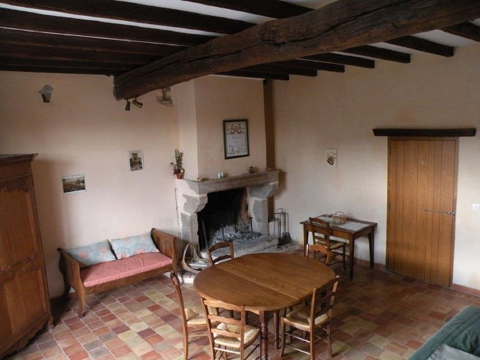 In-room dining, Gite La Raymondiere, Deux-Sèvres