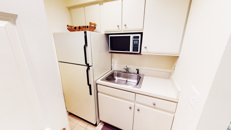 Interior 5, River Creek 1 Unit 104, Brunswick