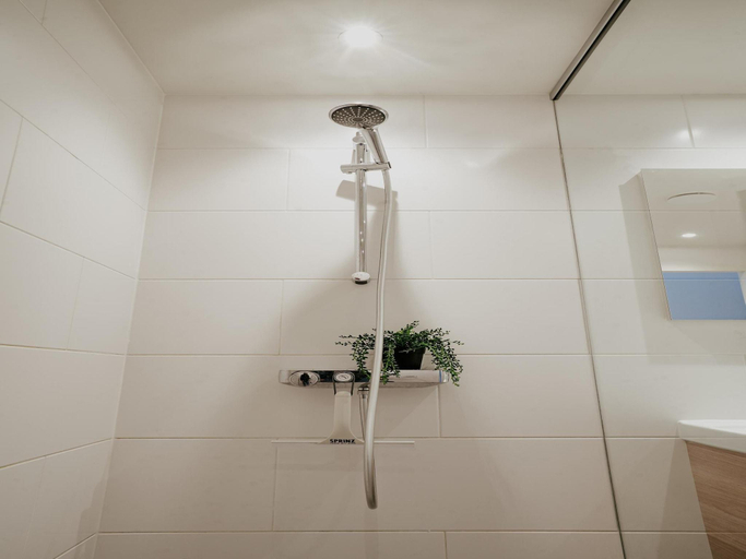 Bathroom 3, Waterside Escape with Easy Access, Uitgeest