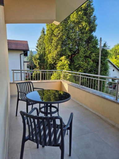 Outdoor dining 4, Mega Apartmaji, Rogaška Slatina