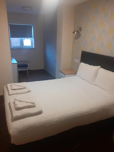 Bedroom 2, The Saltley Inn, Birmingham