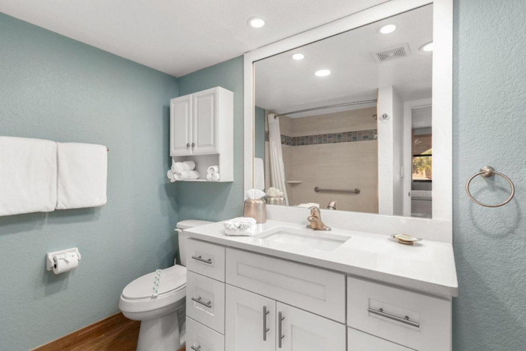 Bathroom 4, Costa Del Sol Resort, Broward