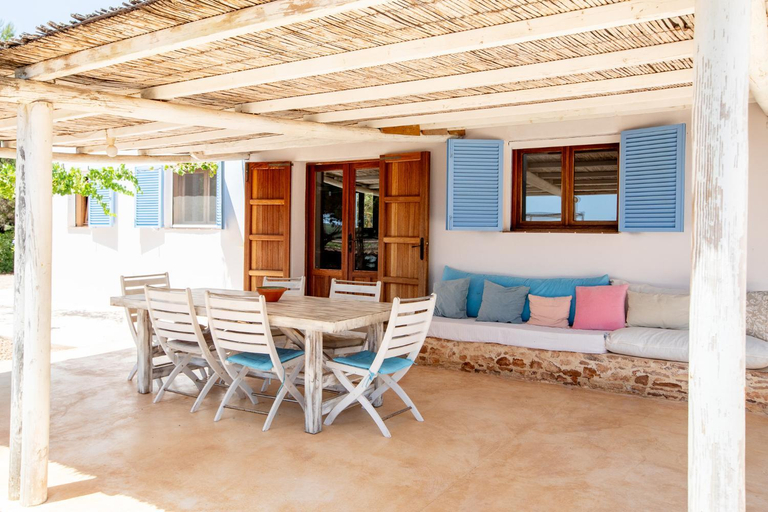 Others 5, Casa Mayo, Baleares