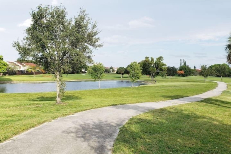 Interior 5, Spacious 3BR Home With Pool Access, Miami-Dade
