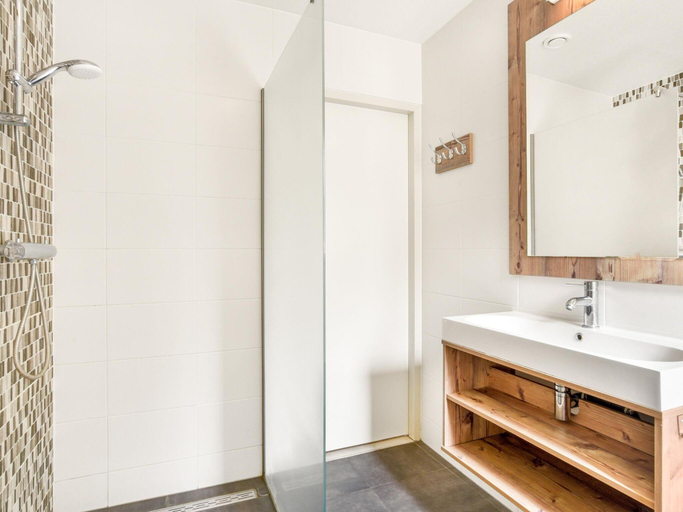Bathroom, Holiday Home in Diessen near Tilburg, Hilvarenbeek