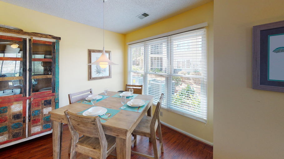 Interior 2, River Creek 1 Unit 101, Brunswick