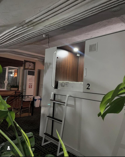 Others 3, Capsule hotel TechnoCave, Bishkek