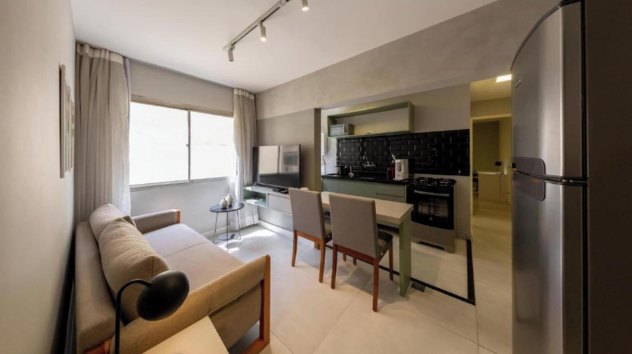Living area 4, Mont Hermon by Charlie, São Paulo