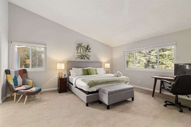 Interior 4, Marbella Lane - 4BR w Gem Pool in Siliconvalley, Santa Clara