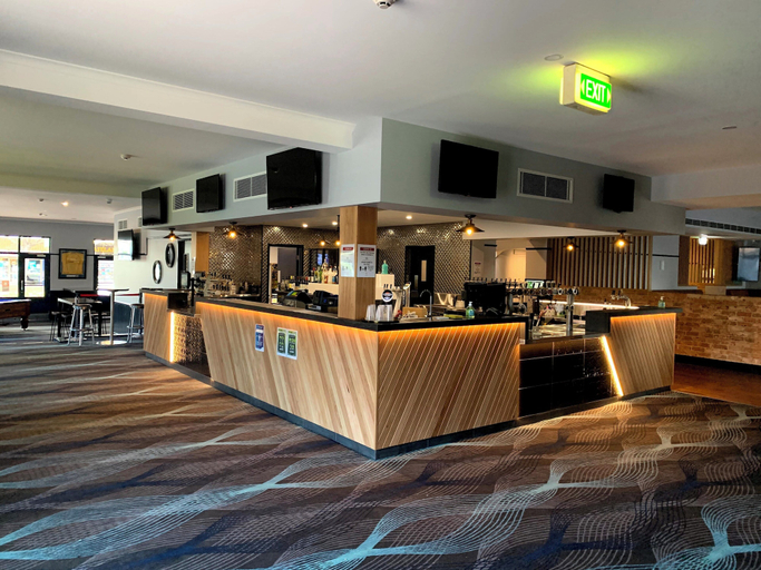 Others 5, Belmore Hotel, Maitland