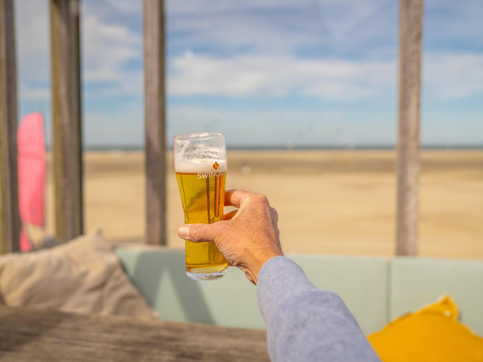 Food & Drinks 4, Lodge near Brouwersdam North Sea Beach, Schouwen-Duiveland