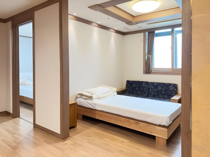 Bedroom 4, Changnyeong Bugok Spadium Ddaogi Hotel, Changnyeong