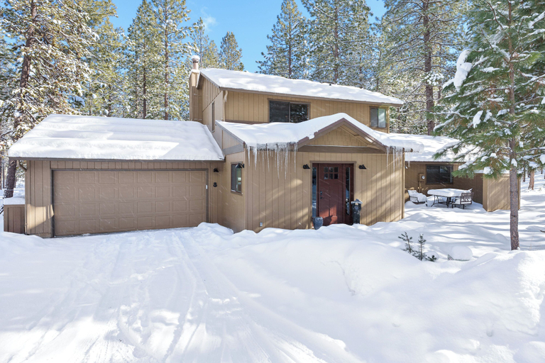 Interior 4, Sunriver Hot Tub Home With Sharc Passes, Deschutes