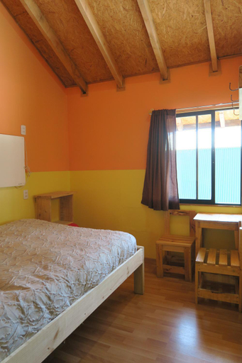 Bedroom 4, Willhouse Hostel, Cautín