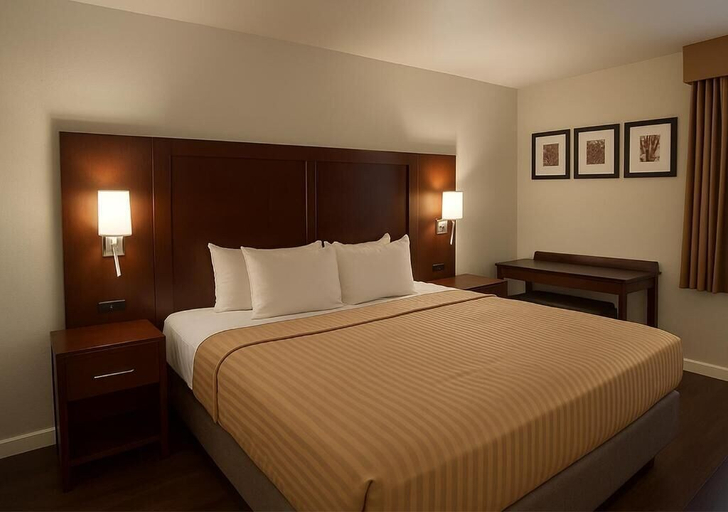 Room 5, Valley Inn, Maricopa