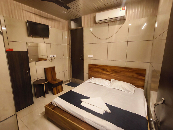 Room 5, HOTEL BLUEBELL INN, Lucknow