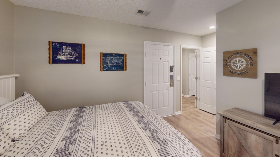 Interior 3, River Creek 1 Unit 102, Brunswick