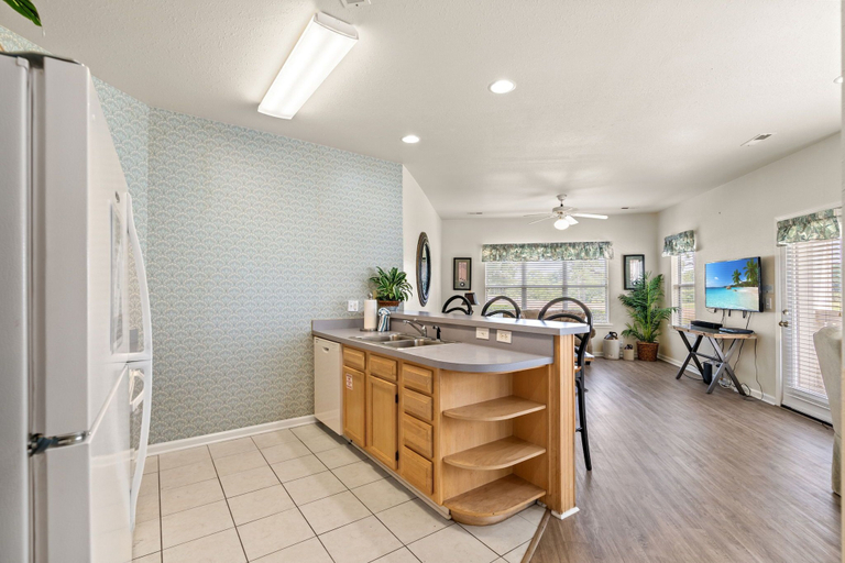 Interior 4, River Creek 2 Unit 1002, Brunswick