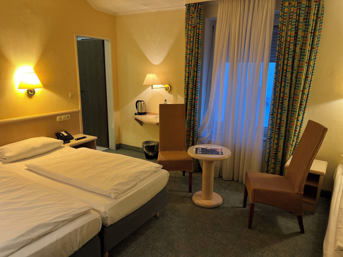 Bedroom 3, Hotel Traube Aumüller Rüdesheim, Rheingau-Taunus-Kreis