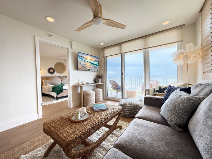 Primary image, Oceania Beach Club 201, Volusia