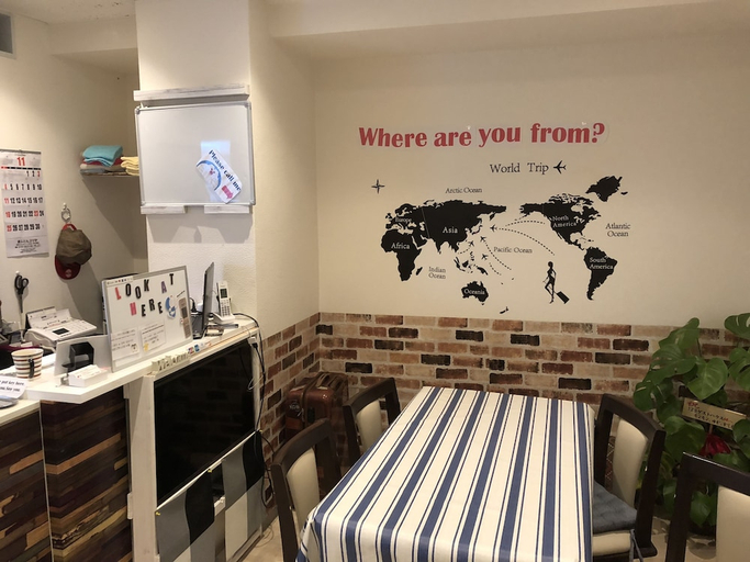 Food & Drinks 5, 123 Guest House, Osaka