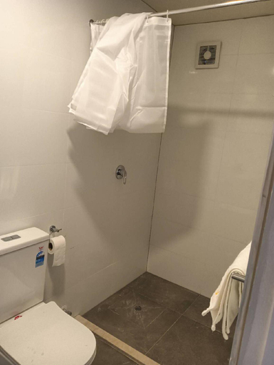 Bathroom 3, 1 Bedroom garden chalet 7B, Rotorua