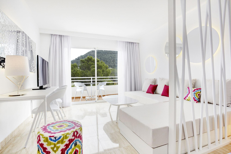 Bedroom 2, Sensimar Ibiza Beach Resort, Baleares