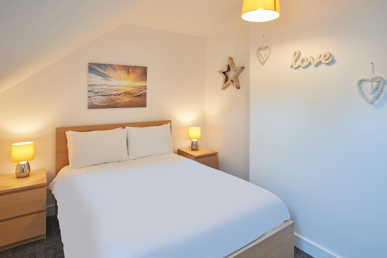 2, Apartments in Skinningrove, Cattersty Sands Beach, Redcar and Cleveland