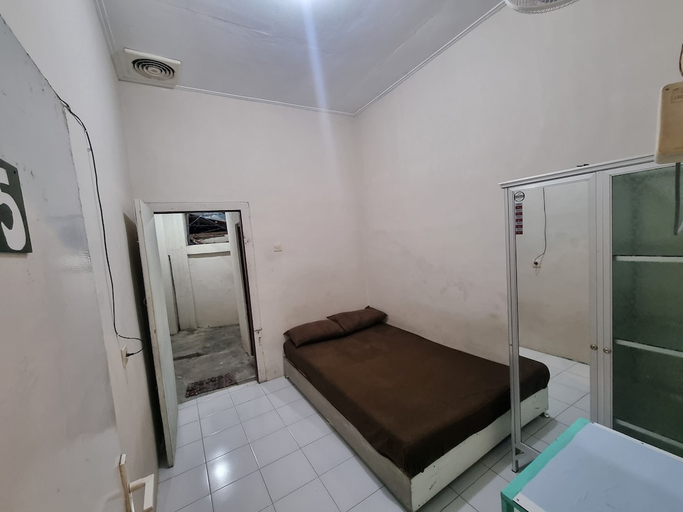 Bedroom 5, Backpacker inn, Banyuwangi