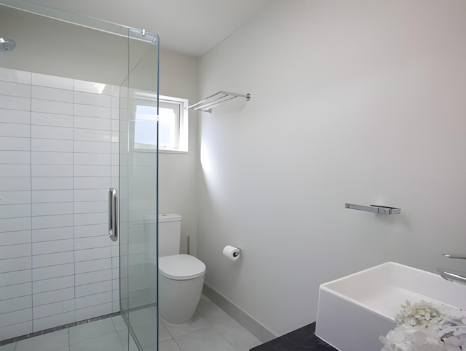 Bathroom 3, Pitches Store Accommodation, Central Otago