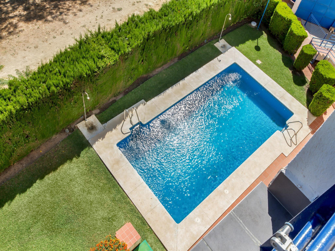 3, Apartment in Torremolinos With Pool, Málaga