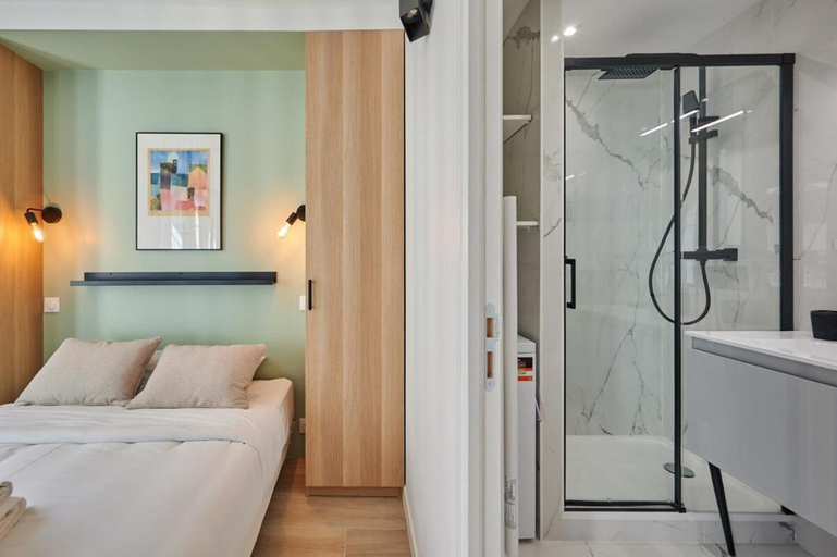 Bedroom 2, Charmant Studio - Center of Paris - Montorgueil, Paris